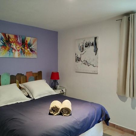 Au Mas Saint Pierre Hotel Pignans Kültér fotó