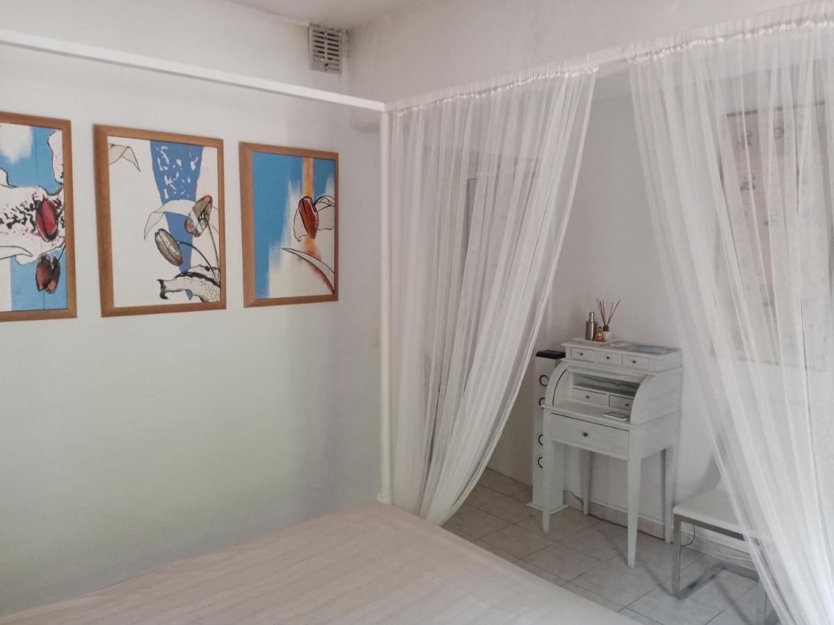 Au Mas Saint Pierre Hotel Pignans Kültér fotó