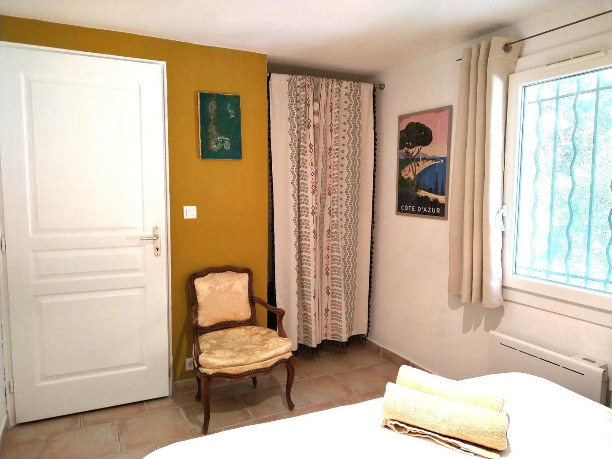 Au Mas Saint Pierre Hotel Pignans Kültér fotó